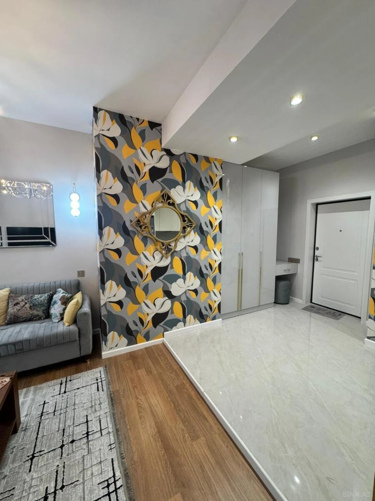 Satılır 2 otaqlı mənzil 53 m²