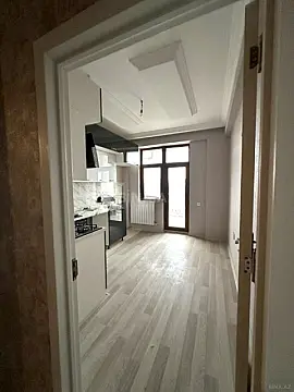 Satılır 3 otaqlı mənzil 140 m²