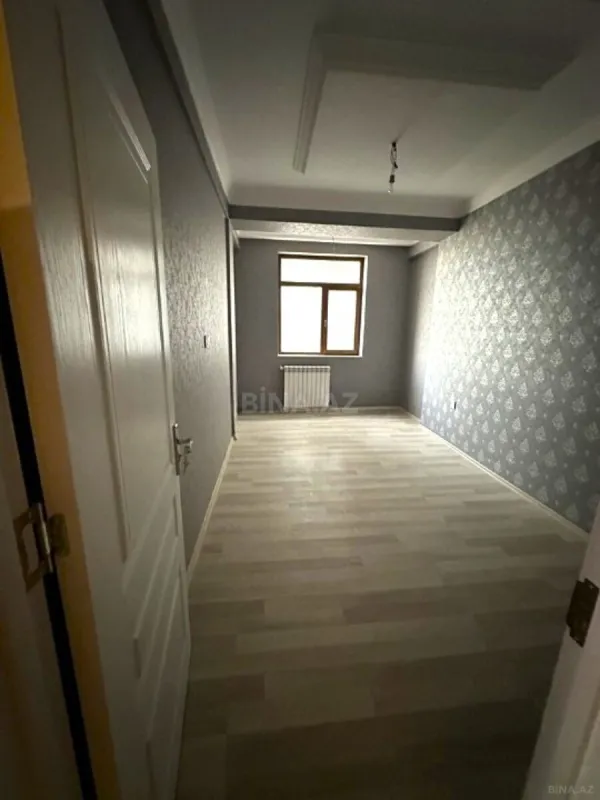 Satılır 3 otaqlı mənzil 140 m²