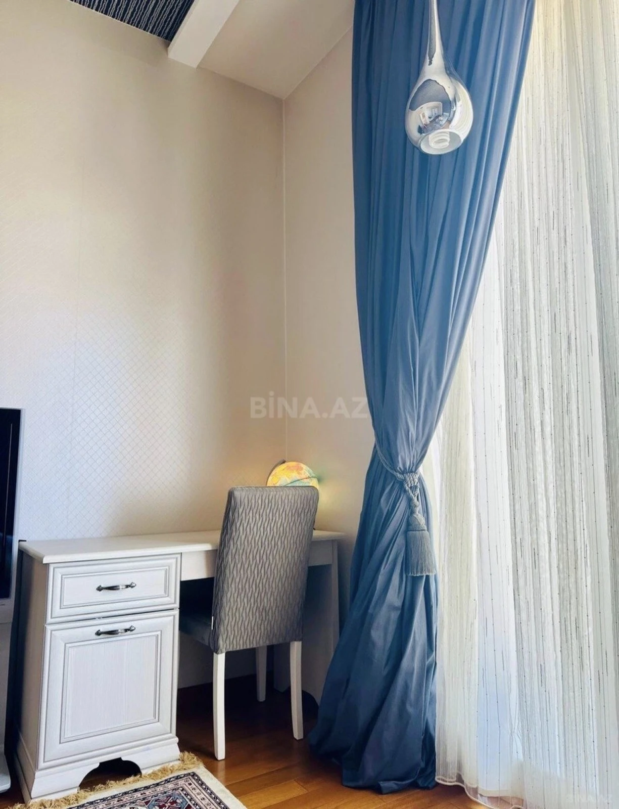 Kirayə verilir 6 otaqlı həyət evi 360 m²
