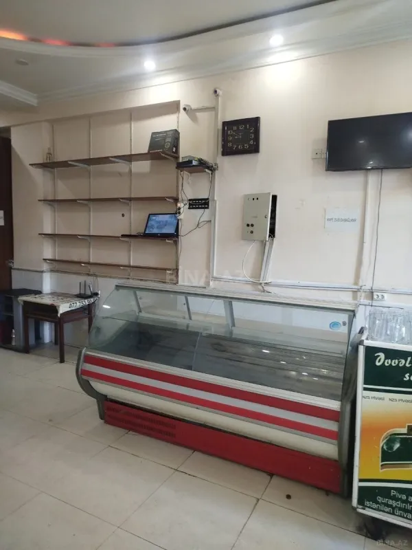 Kirayə verilir obyekt 77 m²