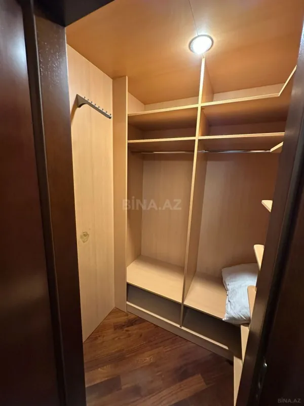 Kirayə verilir 3 otaqlı mənzil 145 m²