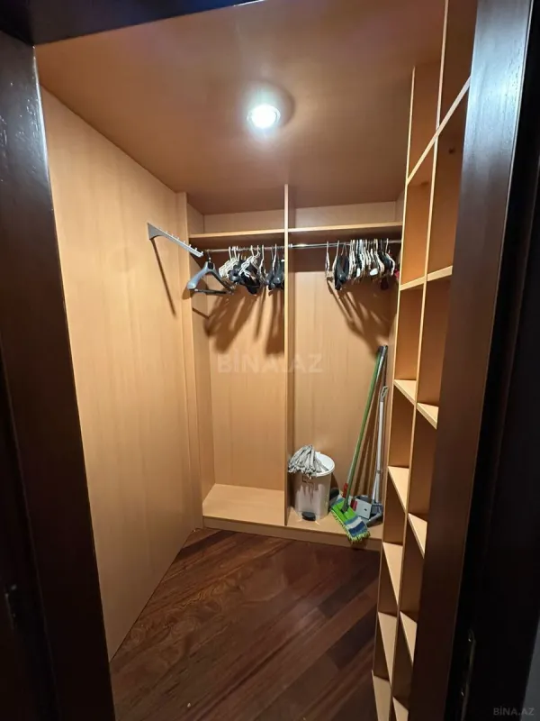 Kirayə verilir 3 otaqlı mənzil 145 m²