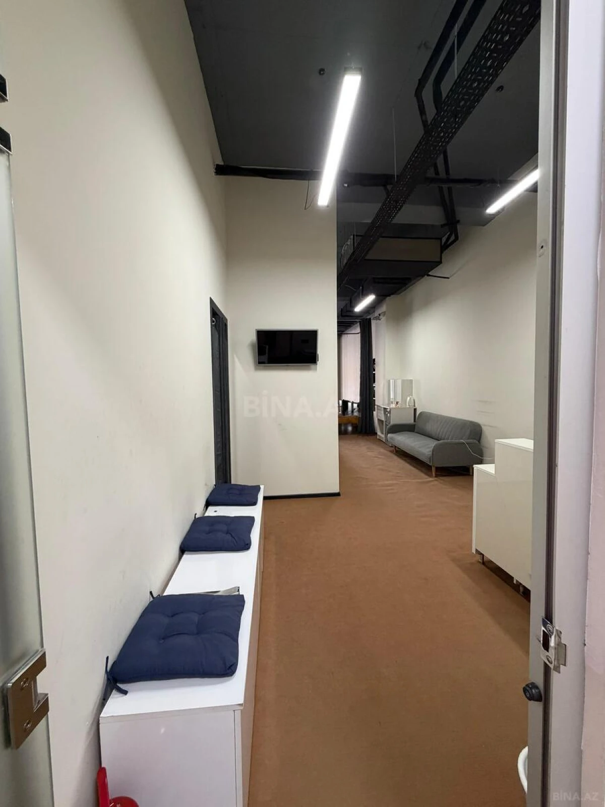 Kirayə verilir obyekt 135 m²