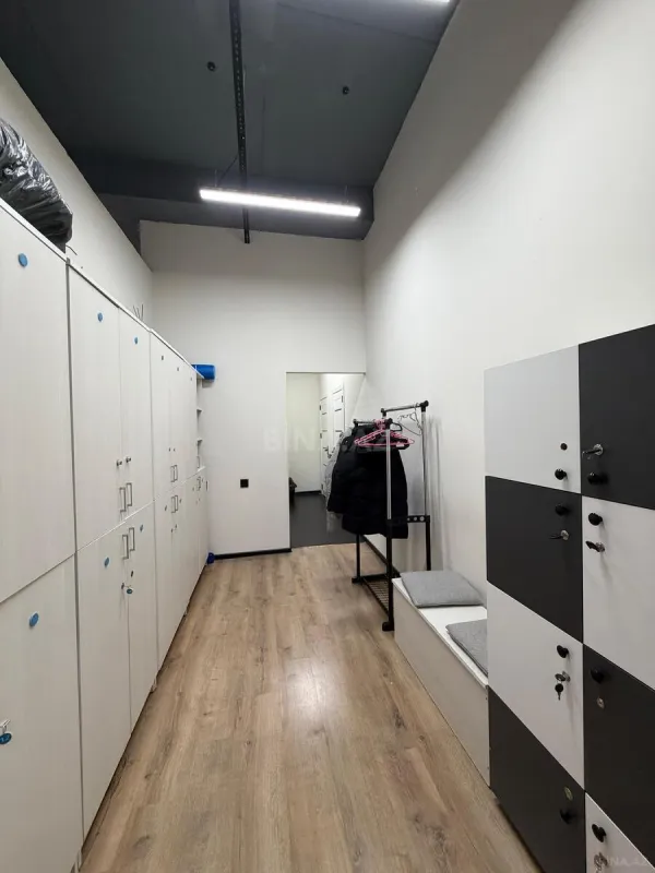 Kirayə verilir obyekt 135 m²