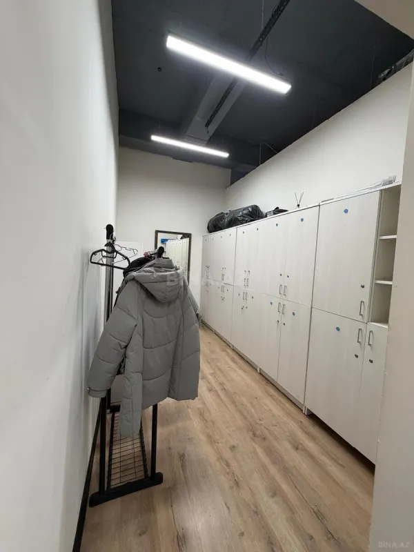 Kirayə verilir obyekt 135 m²