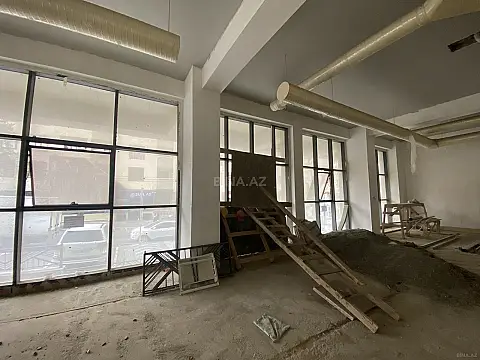 Kirayə verilir obyekt 950 m²
