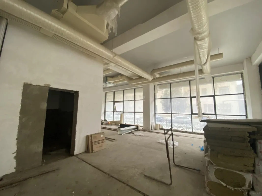 Kirayə verilir obyekt 950 m²