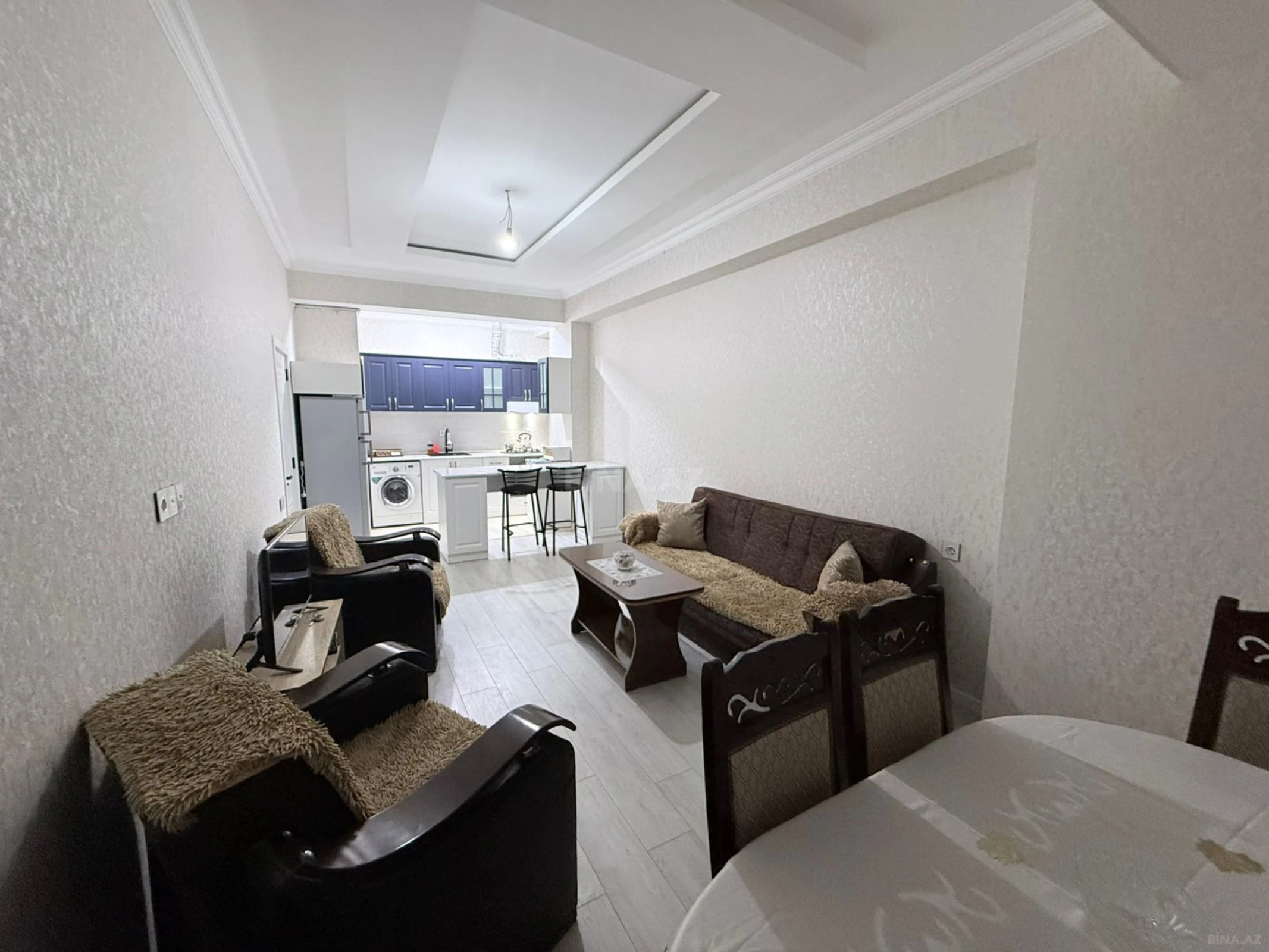 Kirayə verilir 2 otaqlı mənzil 52 m²