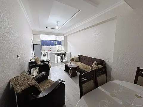 Kirayə verilir 2 otaqlı mənzil 52 m²