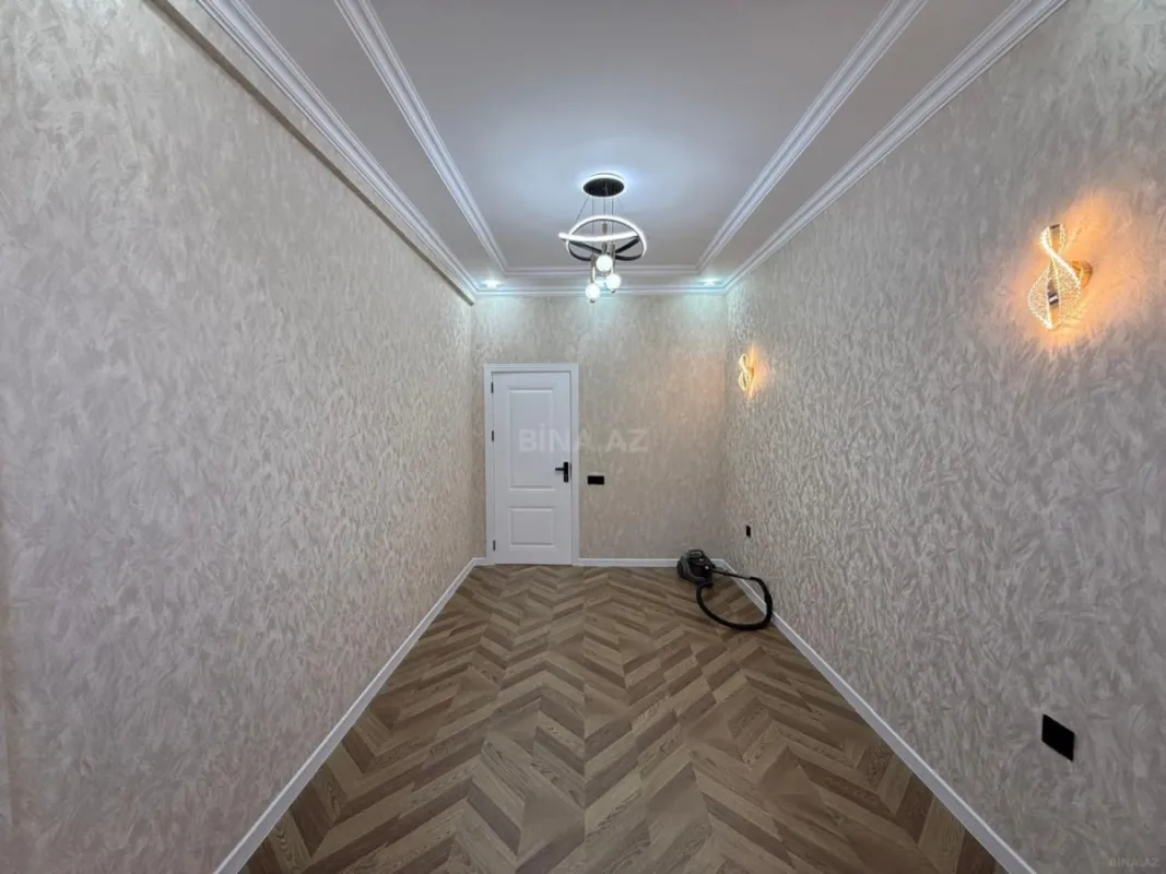 Satılır 2 otaqlı mənzil 66 m²