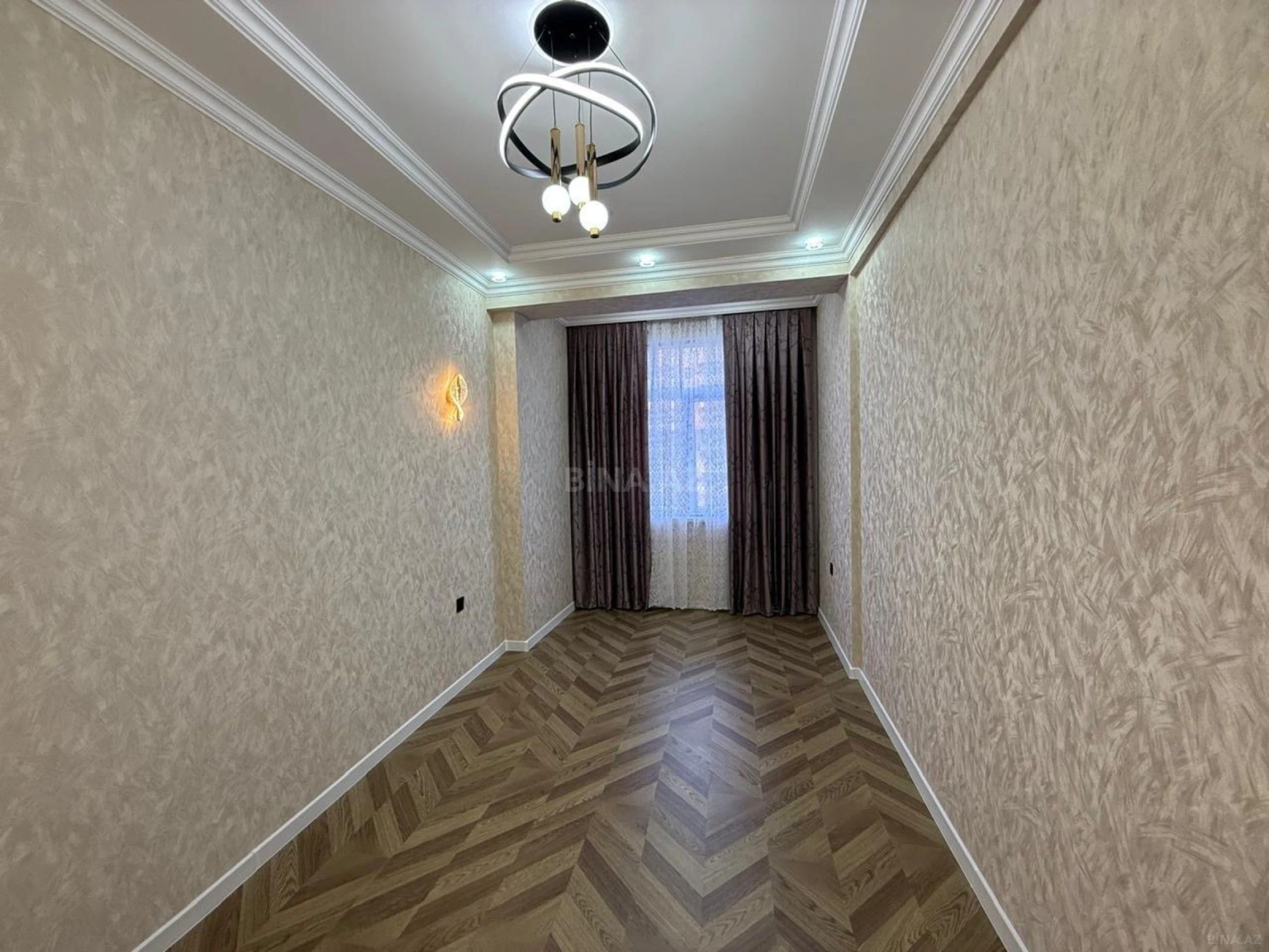 Satılır 2 otaqlı mənzil 66 m²