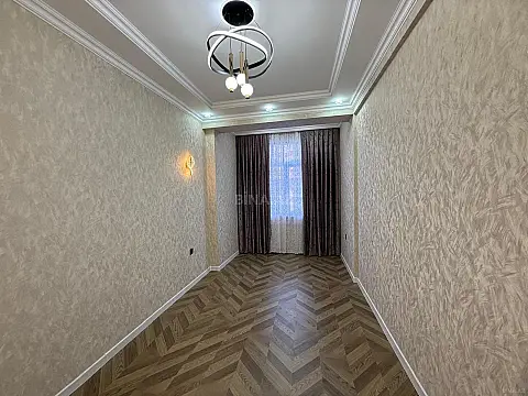 Satılır 2 otaqlı mənzil 66 m²