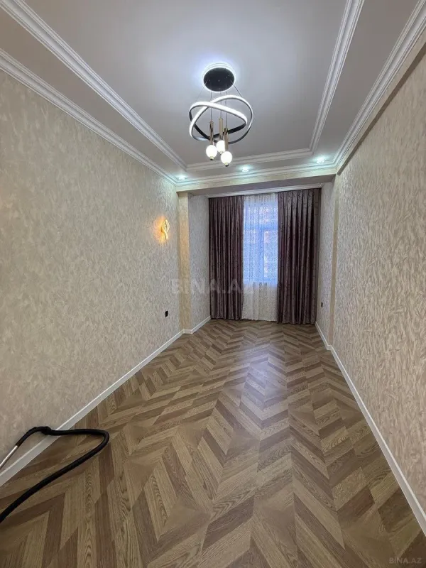 Satılır 2 otaqlı mənzil 66 m²