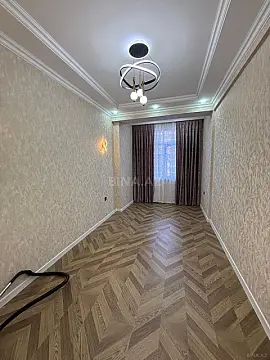 Satılır 2 otaqlı mənzil 66 m²