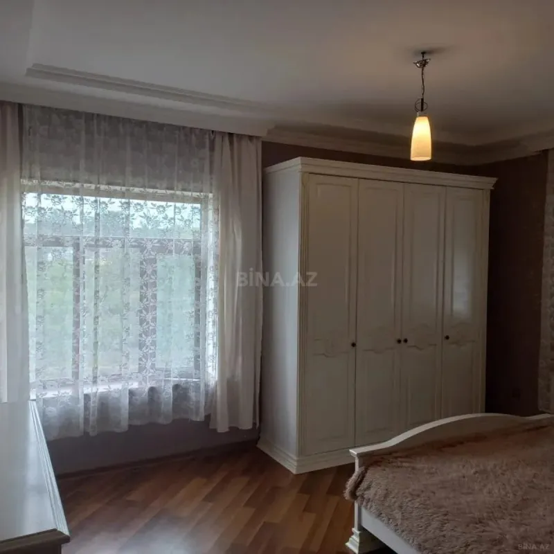 Kirayə verilir 5 otaqlı həyət evi 100 m²