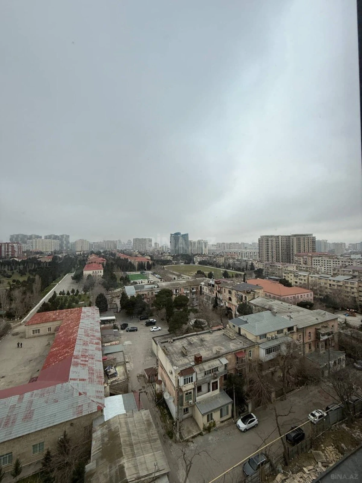 Satılır 2 otaqlı mənzil 73 m²