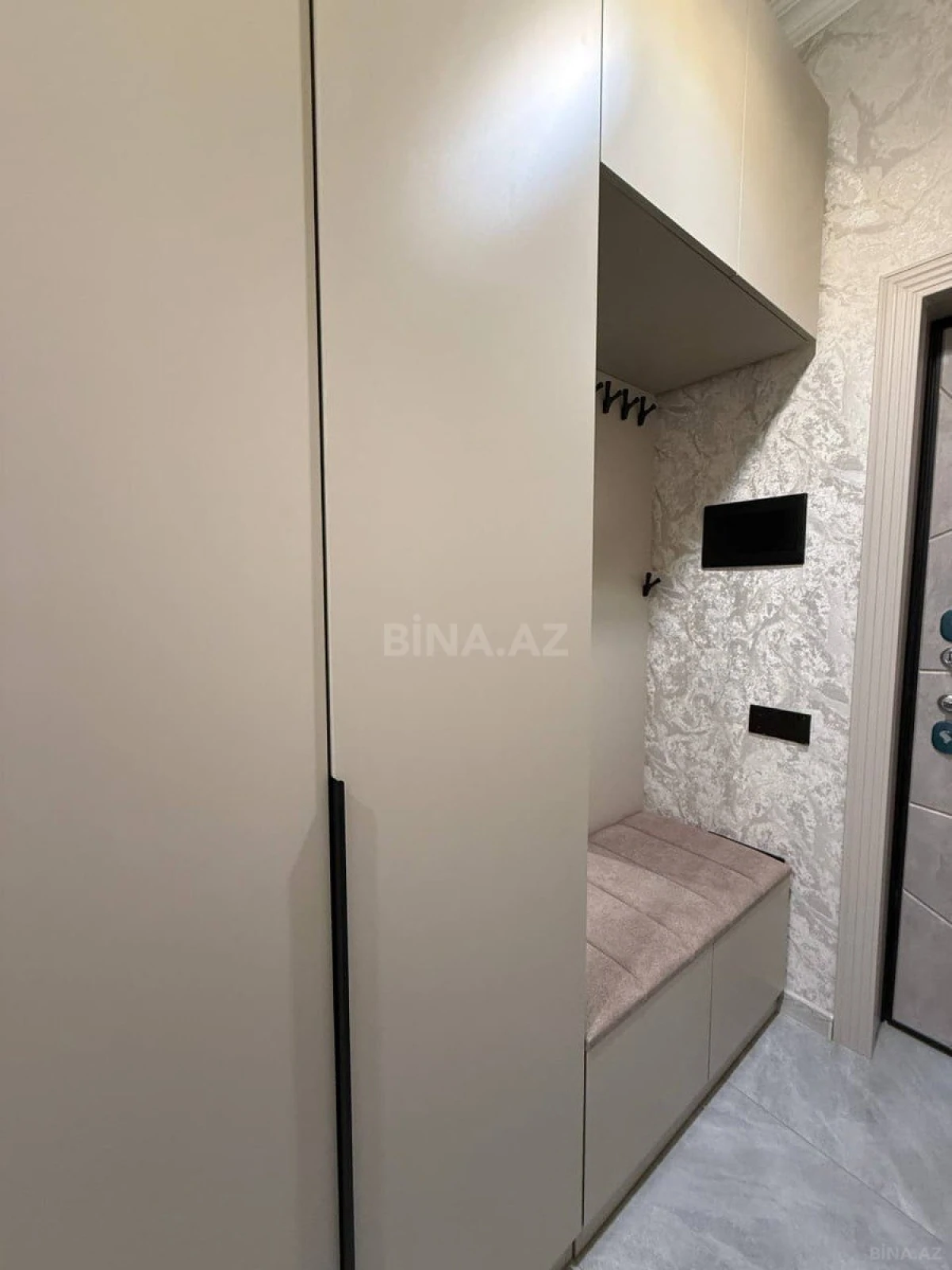 Satılır 2 otaqlı mənzil 73 m²