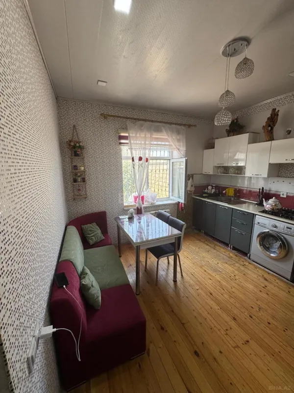 Satılır 6 otaqlı həyət evi 127 m²