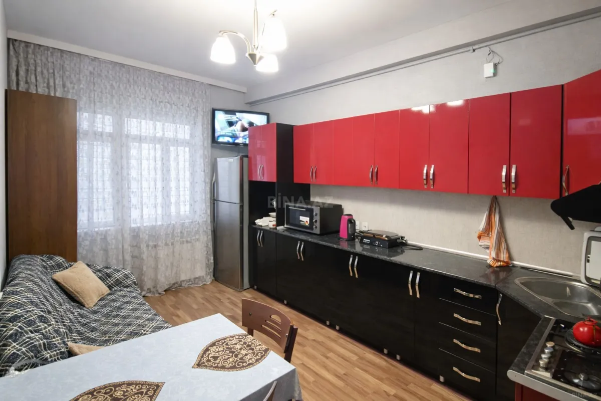 Satılır 2 otaqlı mənzil 89 m²