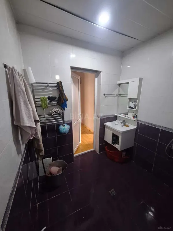 Satılır 5 otaqlı həyət evi 140 m²
