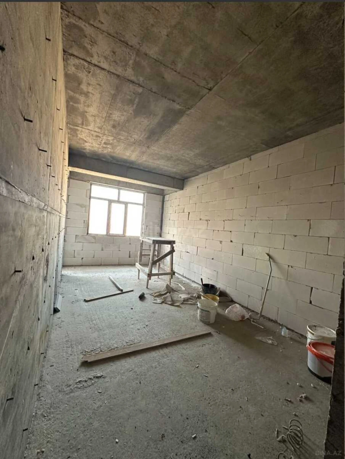 Satılır 3 otaqlı mənzil 113 m²