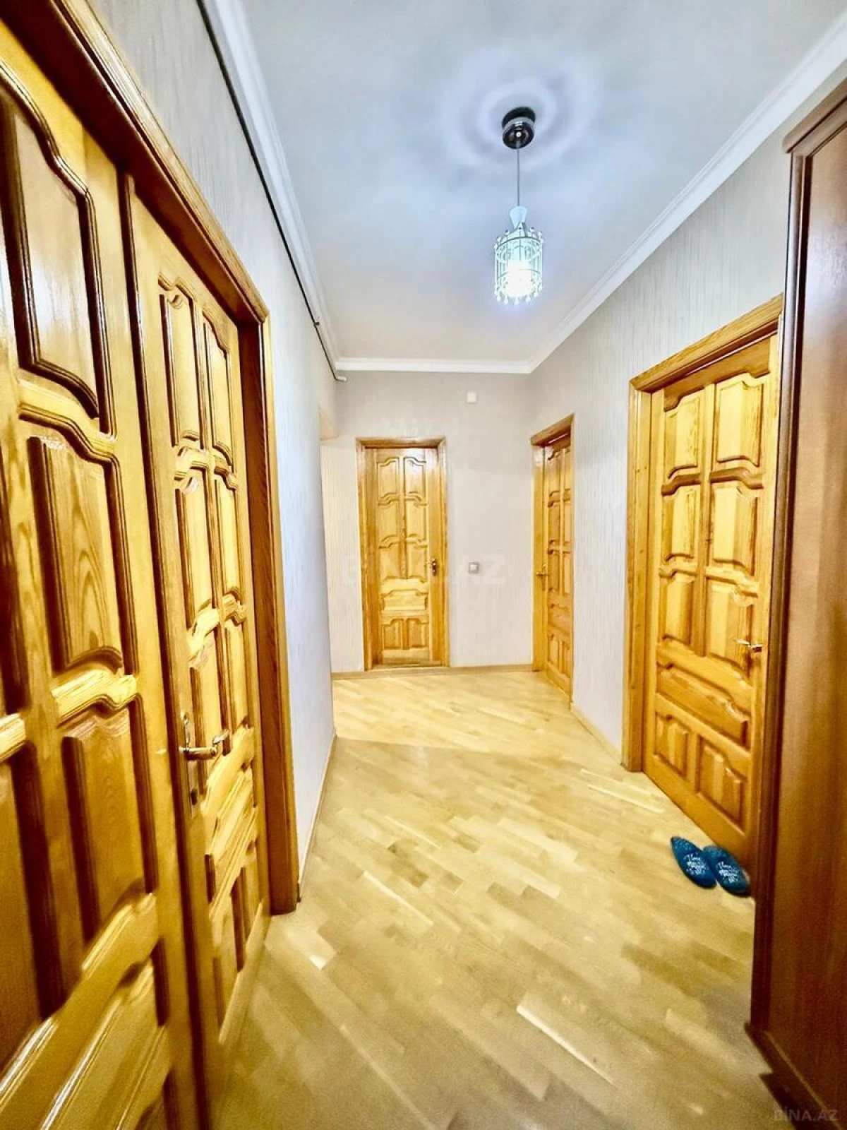 Satılır 4 otaqlı mənzil 100 m²