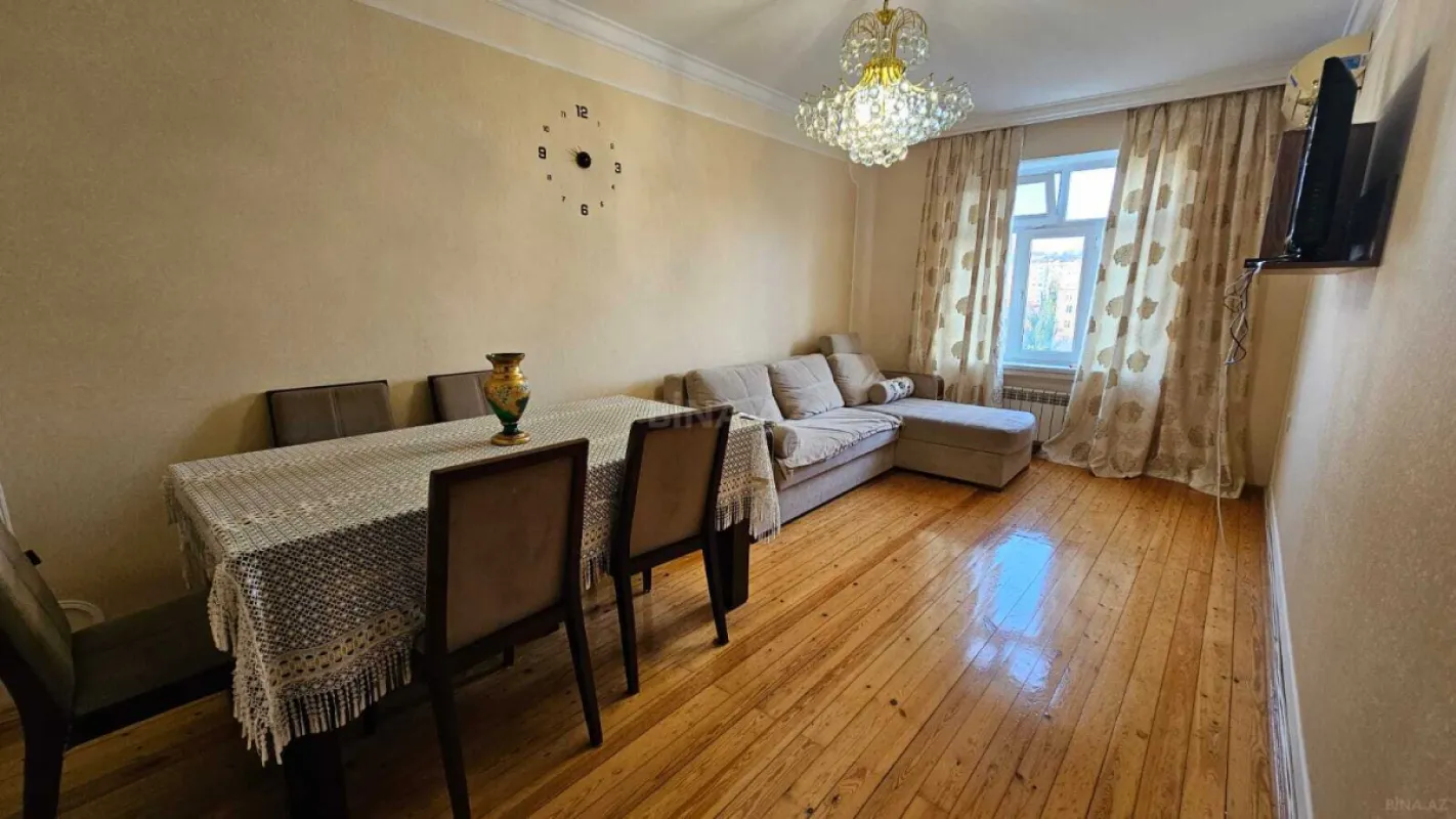 Kirayə verilir 2 otaqlı mənzil 56 m²