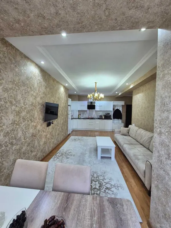 Satılır 2 otaqlı mənzil 57 m²
