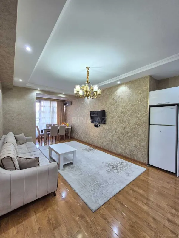 Satılır 2 otaqlı mənzil 57 m²