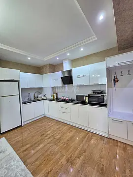 Satılır 2 otaqlı mənzil 57 m²