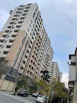 Satılır 1 otaqlı mənzil 50 m² — Bakı, Qaraçuxur 1 otaq 50.00 m²