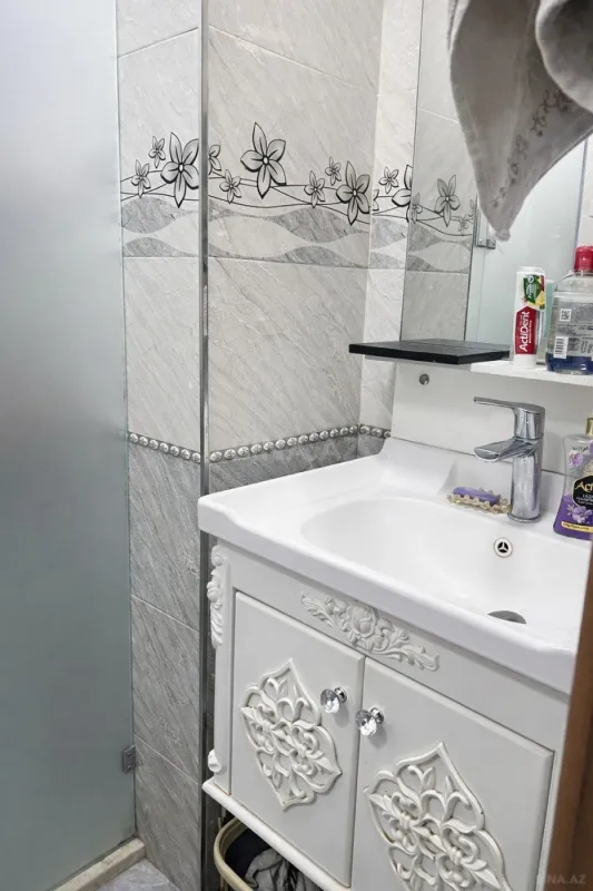 Satılır 3 otaqlı mənzil 96 m²