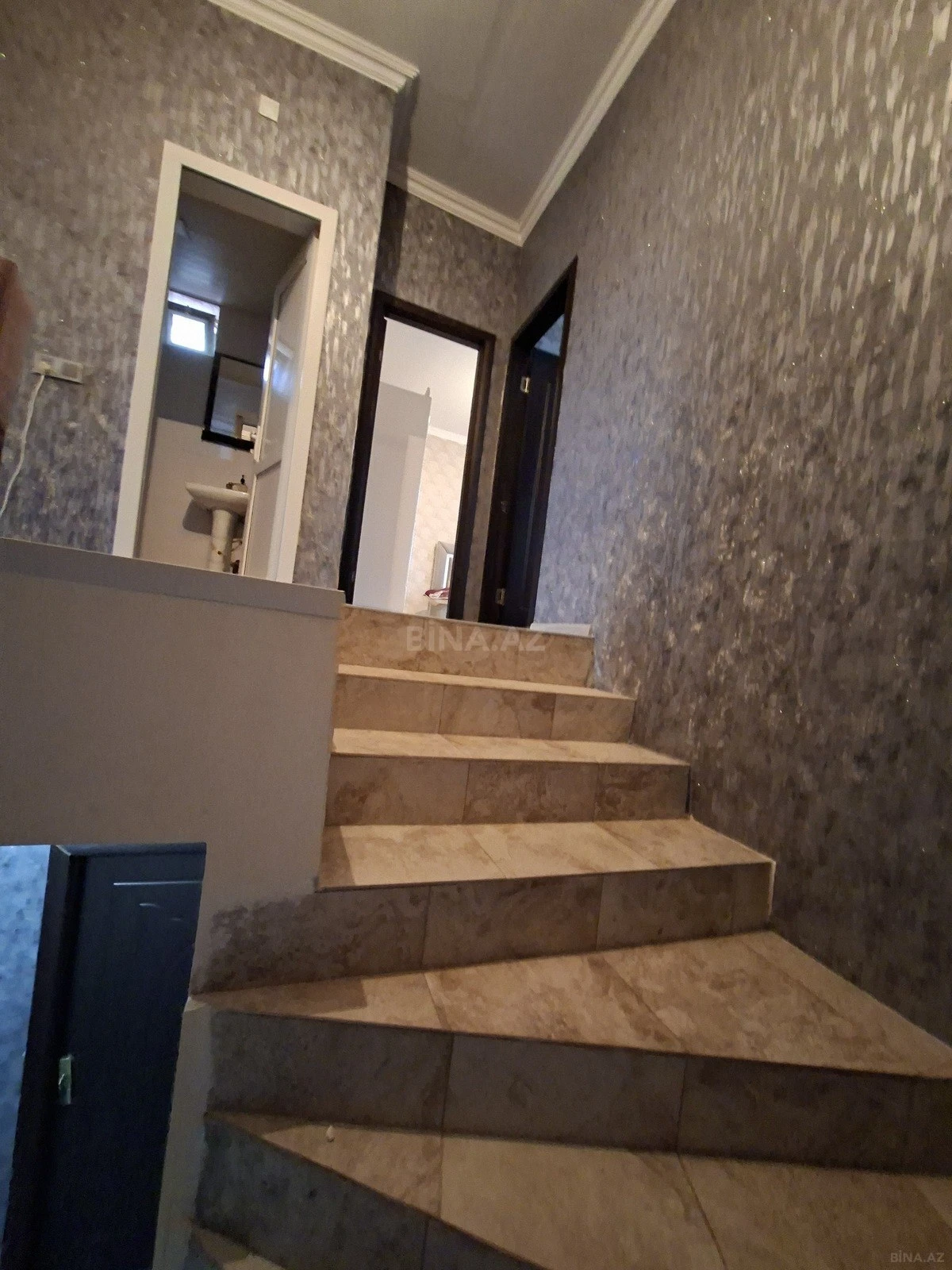 Satılır 5 otaqlı həyət evi 117 m²