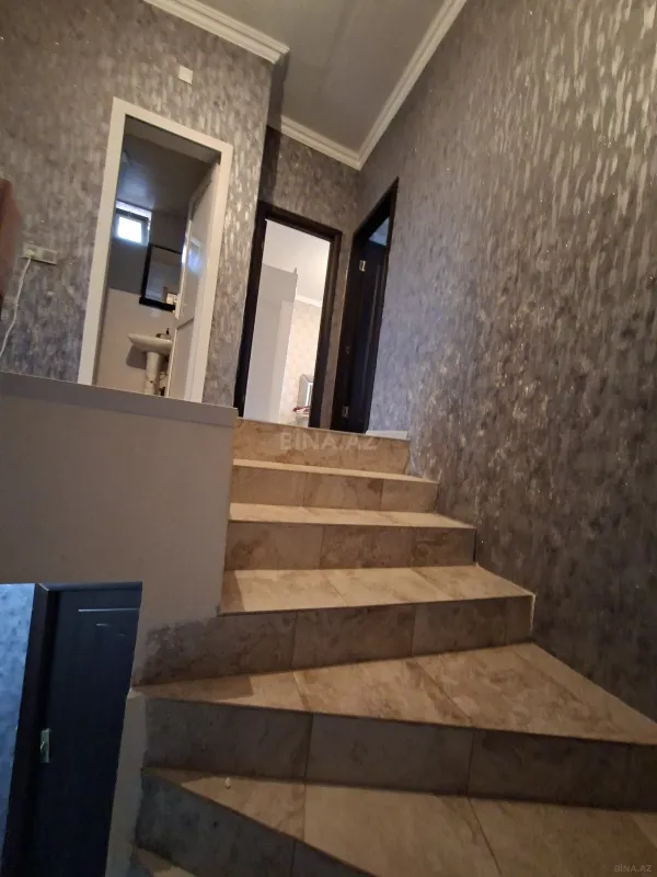 Satılır 5 otaqlı həyət evi 117 m²