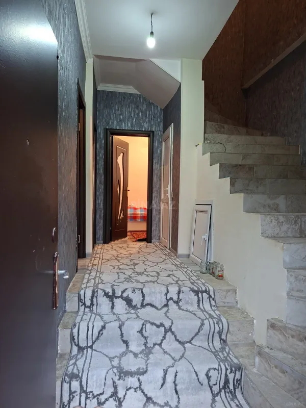 Satılır 5 otaqlı həyət evi 117 m²