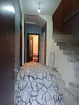 Satılır 5 otaqlı həyət evi 117 m²