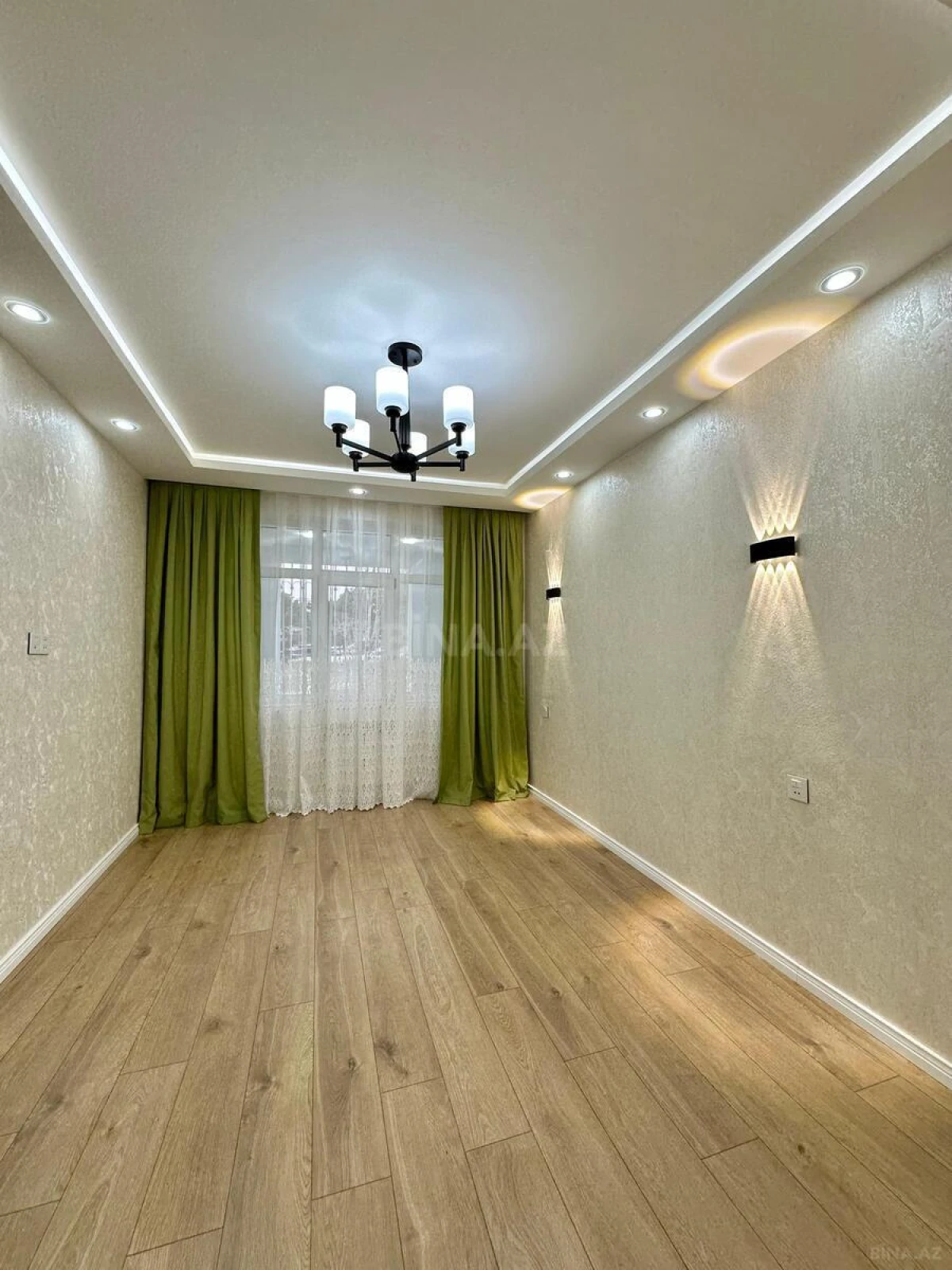 Satılır 2 otaqlı mənzil 65 m²