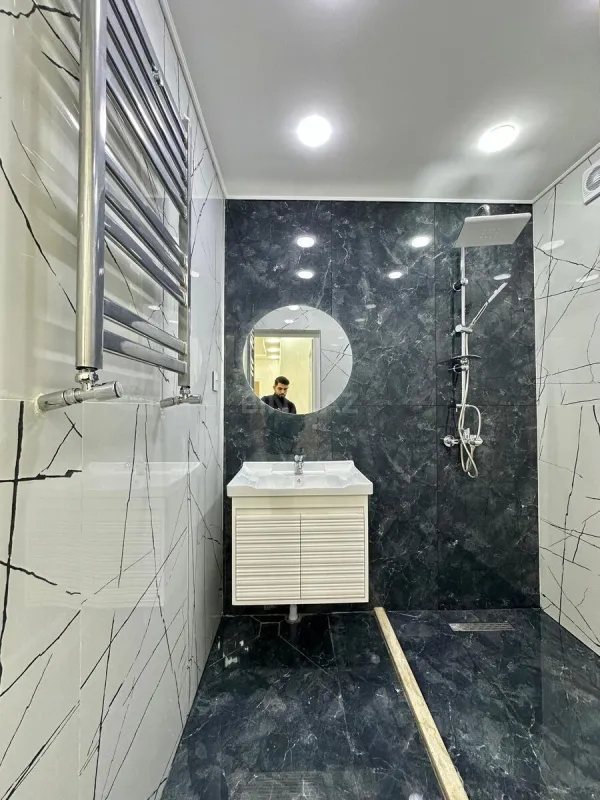 Satılır 2 otaqlı mənzil 65 m²