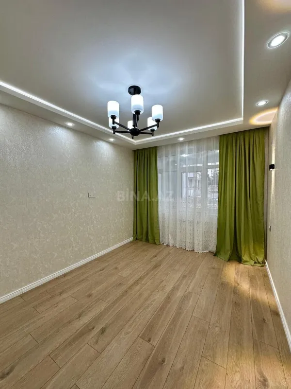 Satılır 2 otaqlı mənzil 65 m²