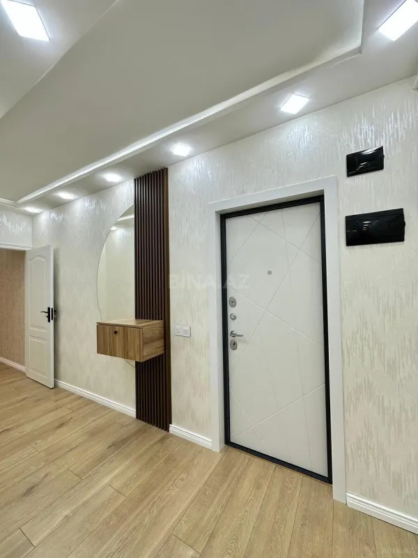 Satılır 2 otaqlı mənzil 65 m²