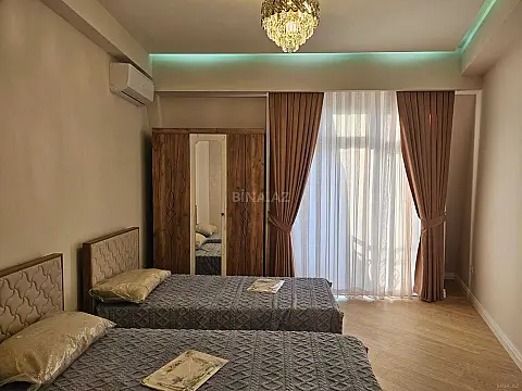 Kirayə verilir 3 otaqlı mənzil 130 m²