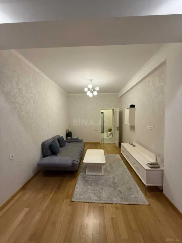 Kirayə verilir 2 otaqlı mənzil 80 m²