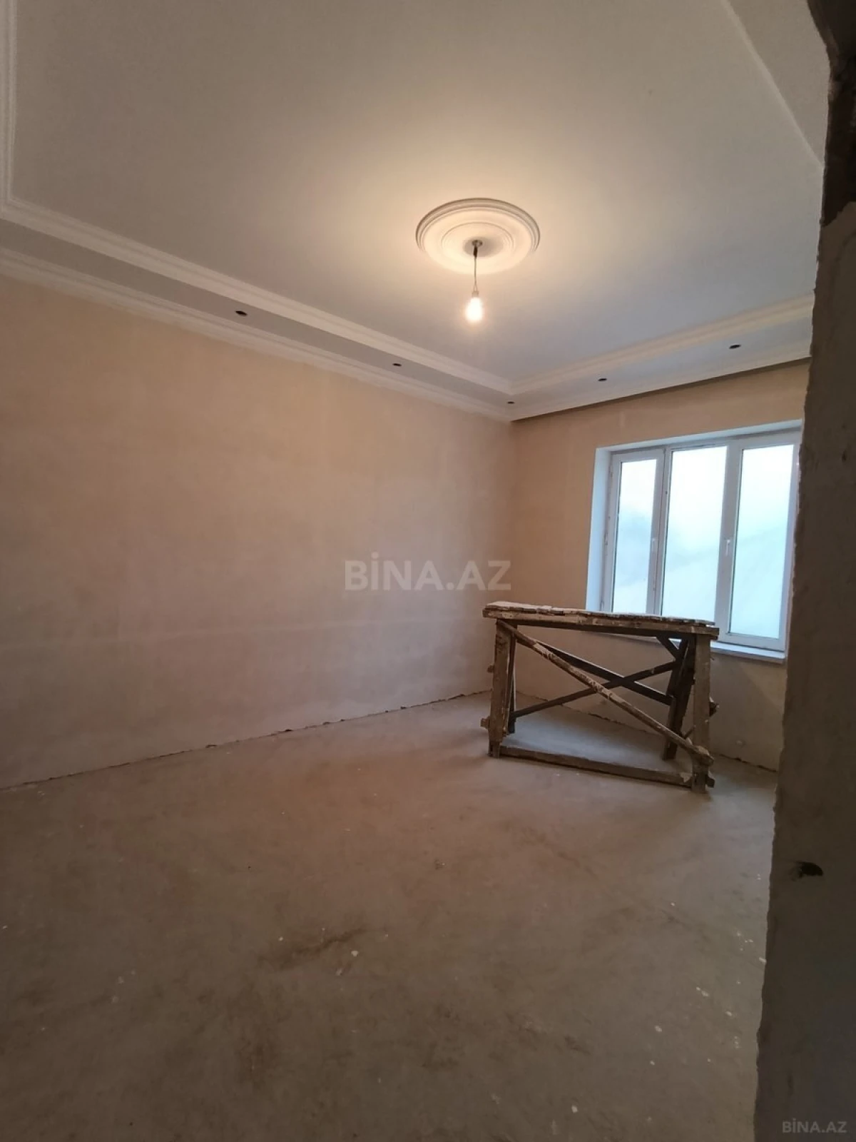 Satılır 4 otaqlı həyət evi 115 m²
