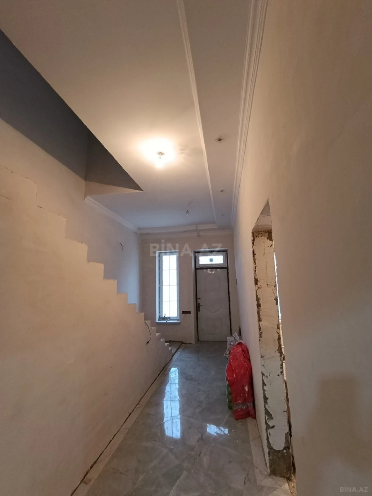 Satılır 4 otaqlı həyət evi 115 m²