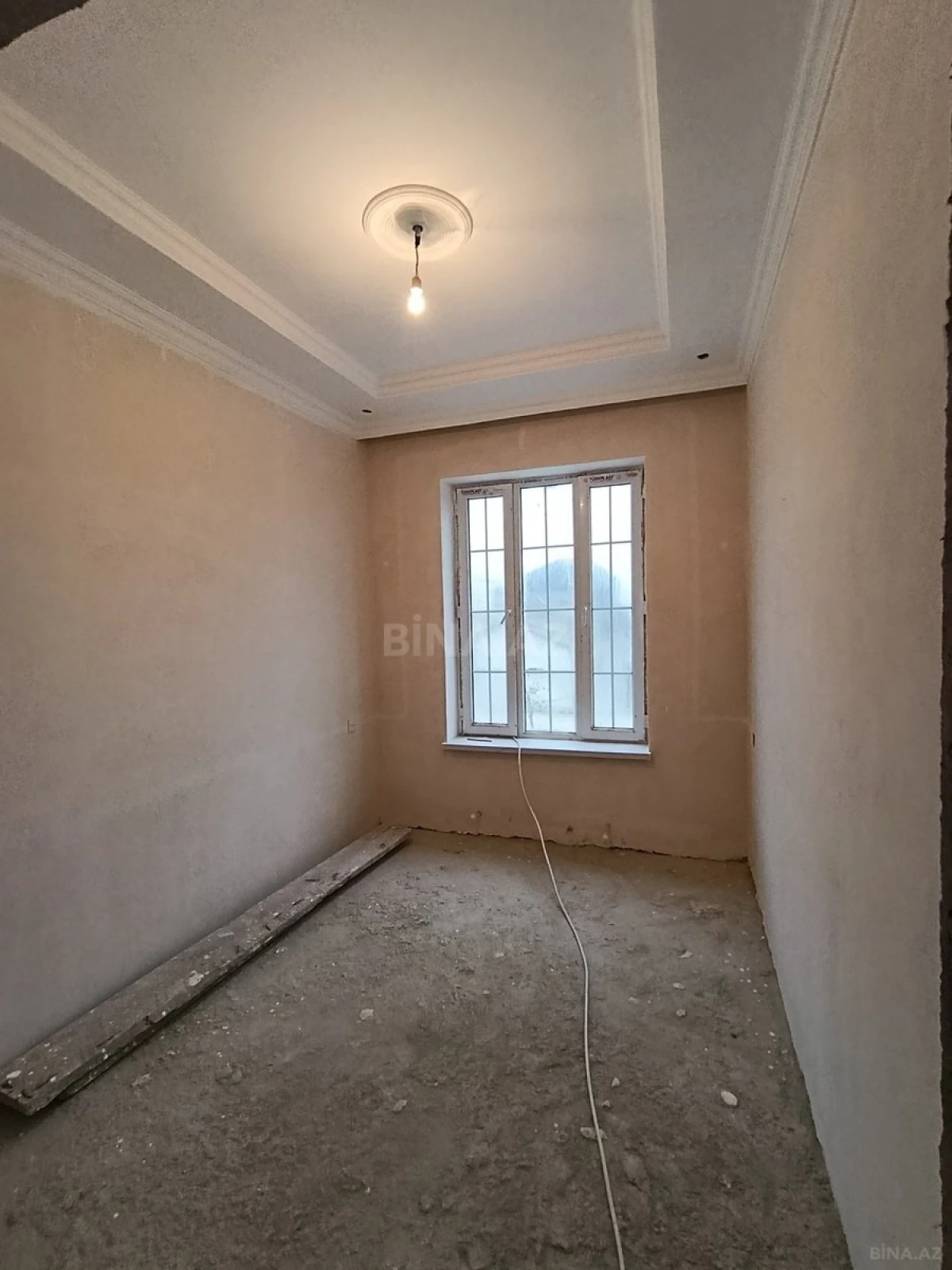 Satılır 4 otaqlı həyət evi 115 m²