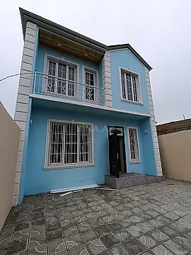 Satılır 4 otaqlı həyət evi 115 m²