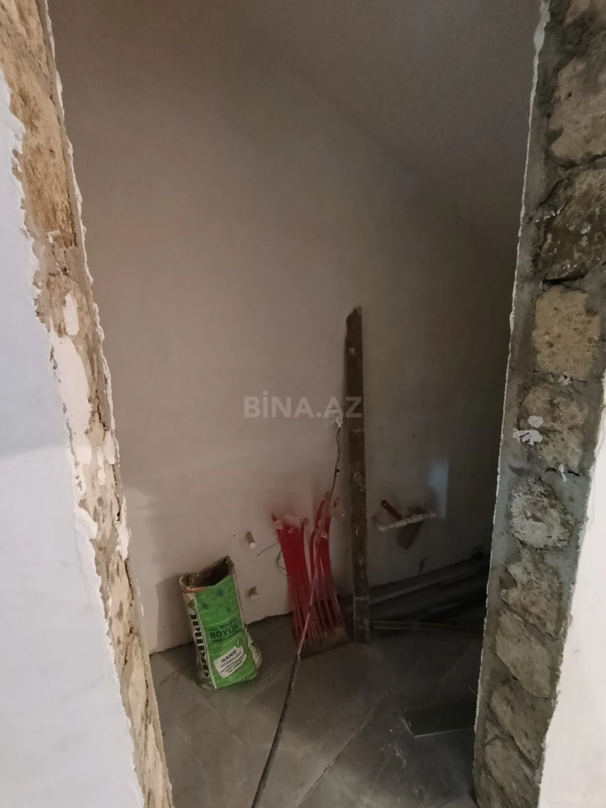 Satılır 4 otaqlı həyət evi 115 m²