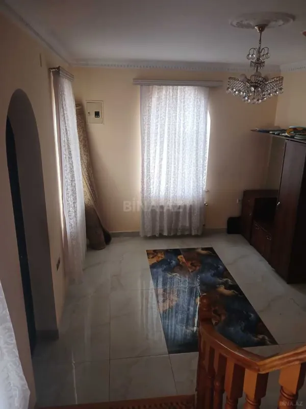Satılır 7 otaqlı həyət evi 320 m²