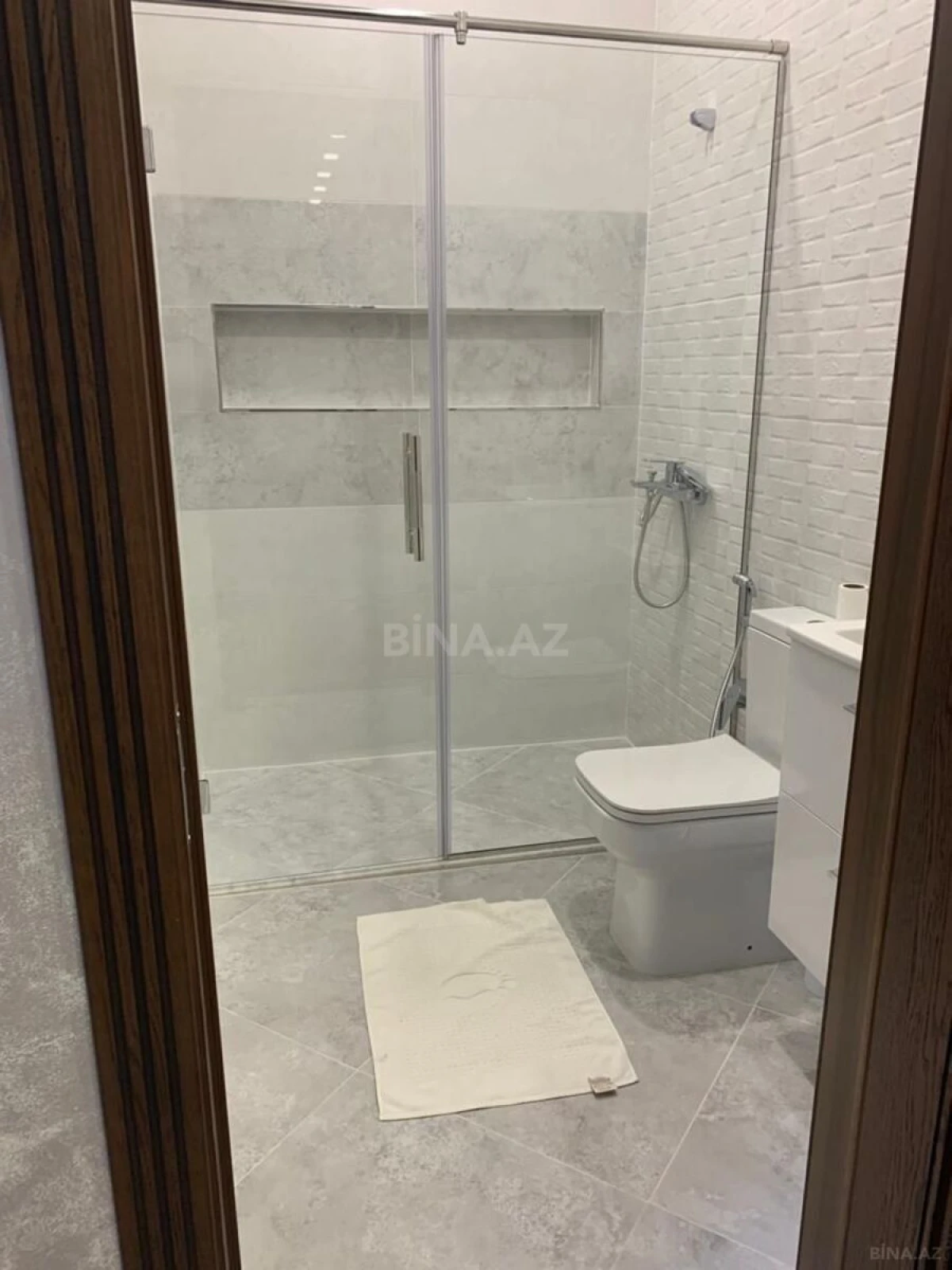 Kirayə verilir 1 otaqlı mənzil 55 m²